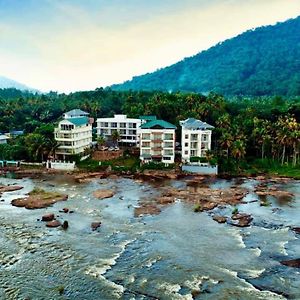 Athirapilly River Resort